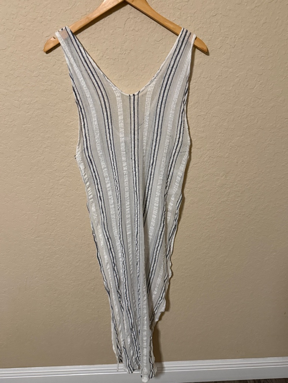 Vitamin A White and Navy Striped Lightweight Swim Coverup 19" pit to pit